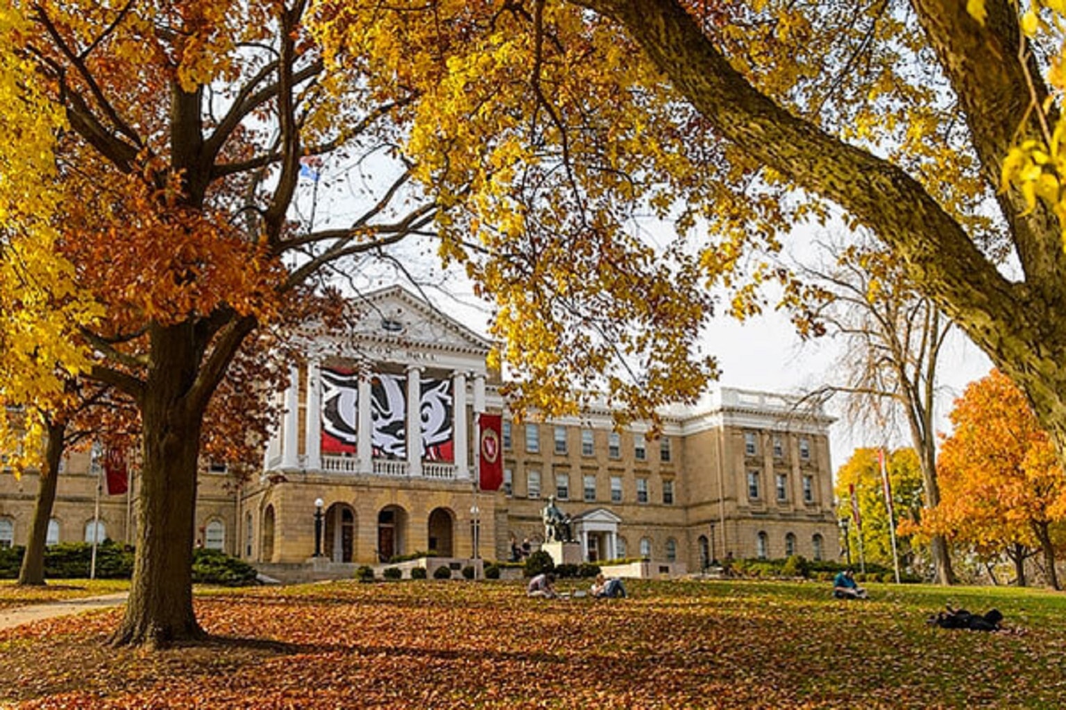 Local Students Named to Dean's List at UWMadison Whitewater Banner