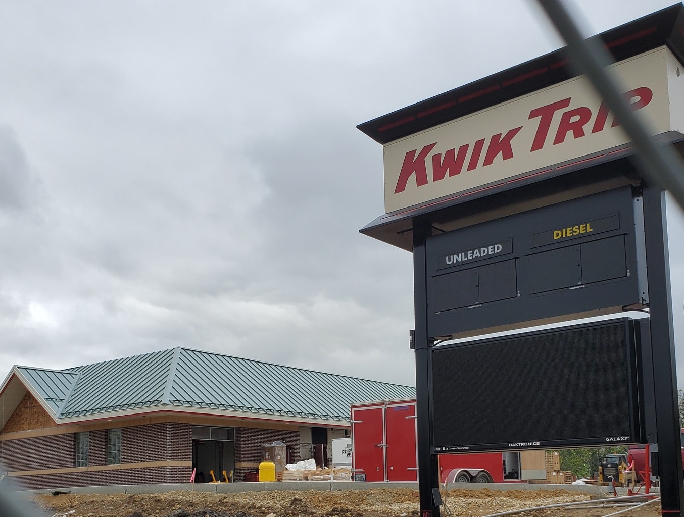 what are kwik trip hours