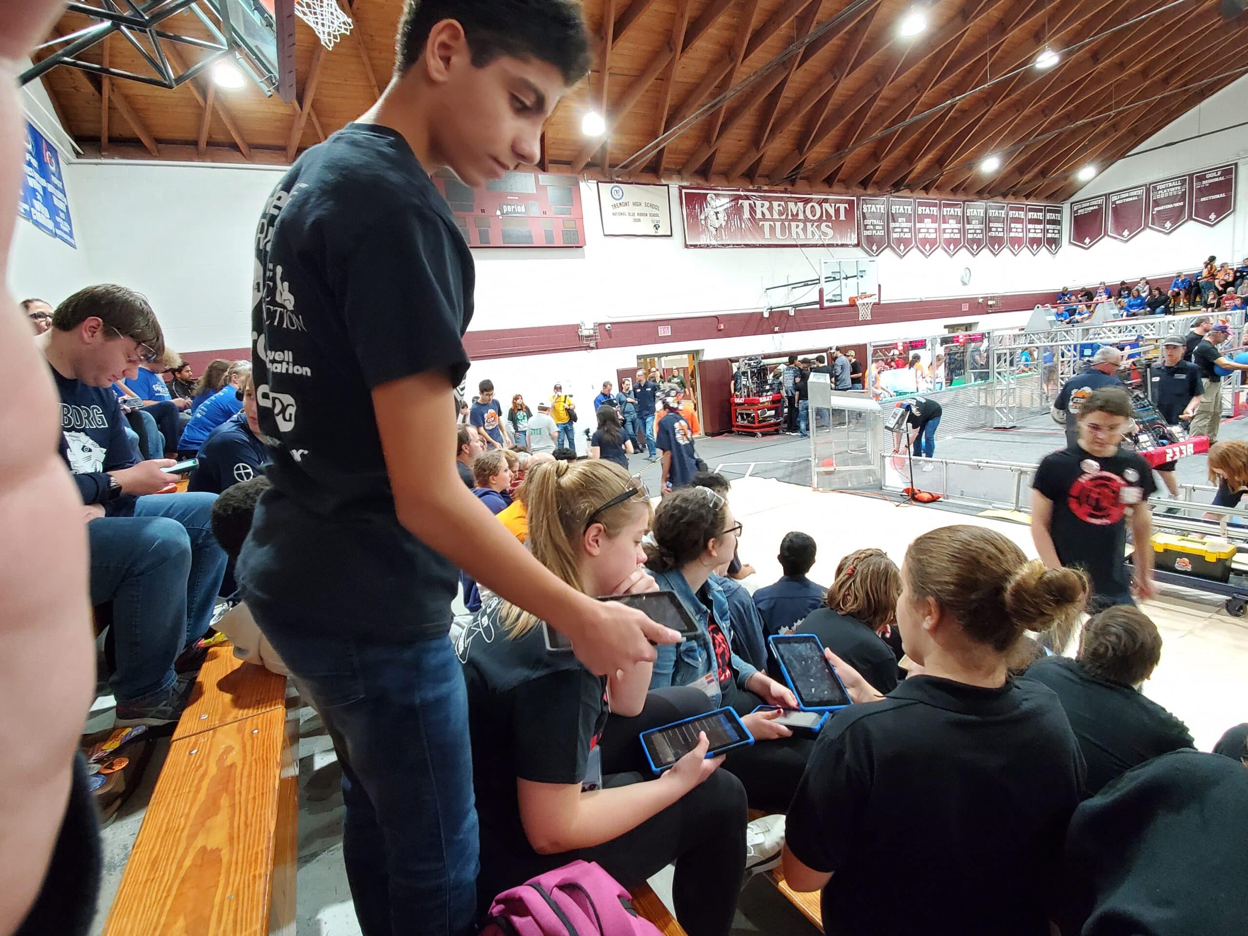 Sharing Scouting Data with the Warriorbots from Muskego by Syncing the App on the Tablets