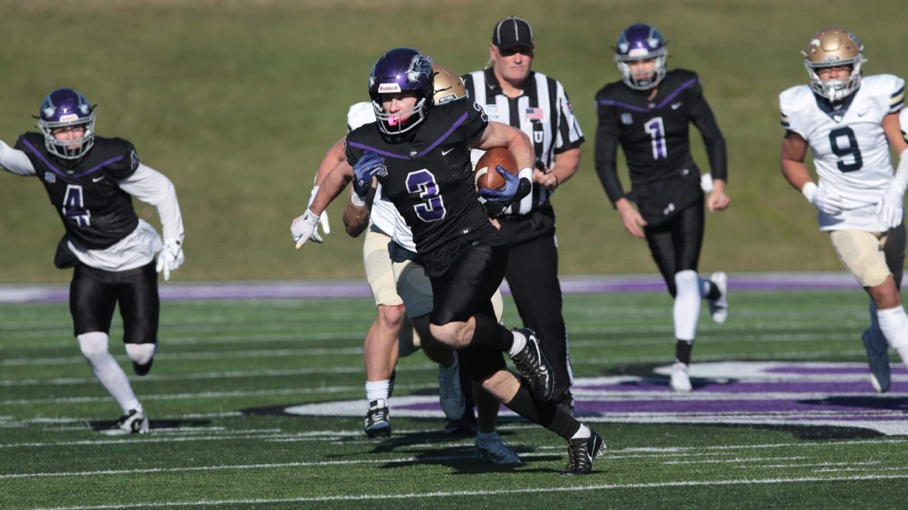 UWW Football Advances to Second Round of NCAA Playoffs Whitewater Banner