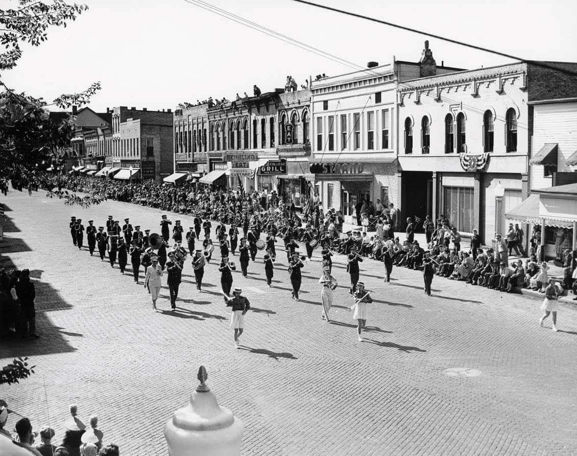 #FlashbackFriday with the Historical Society: Mid-20th Century Parade ...