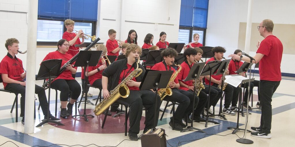 WMS 4-22-25 Jazz & Show Choir #543 (M)