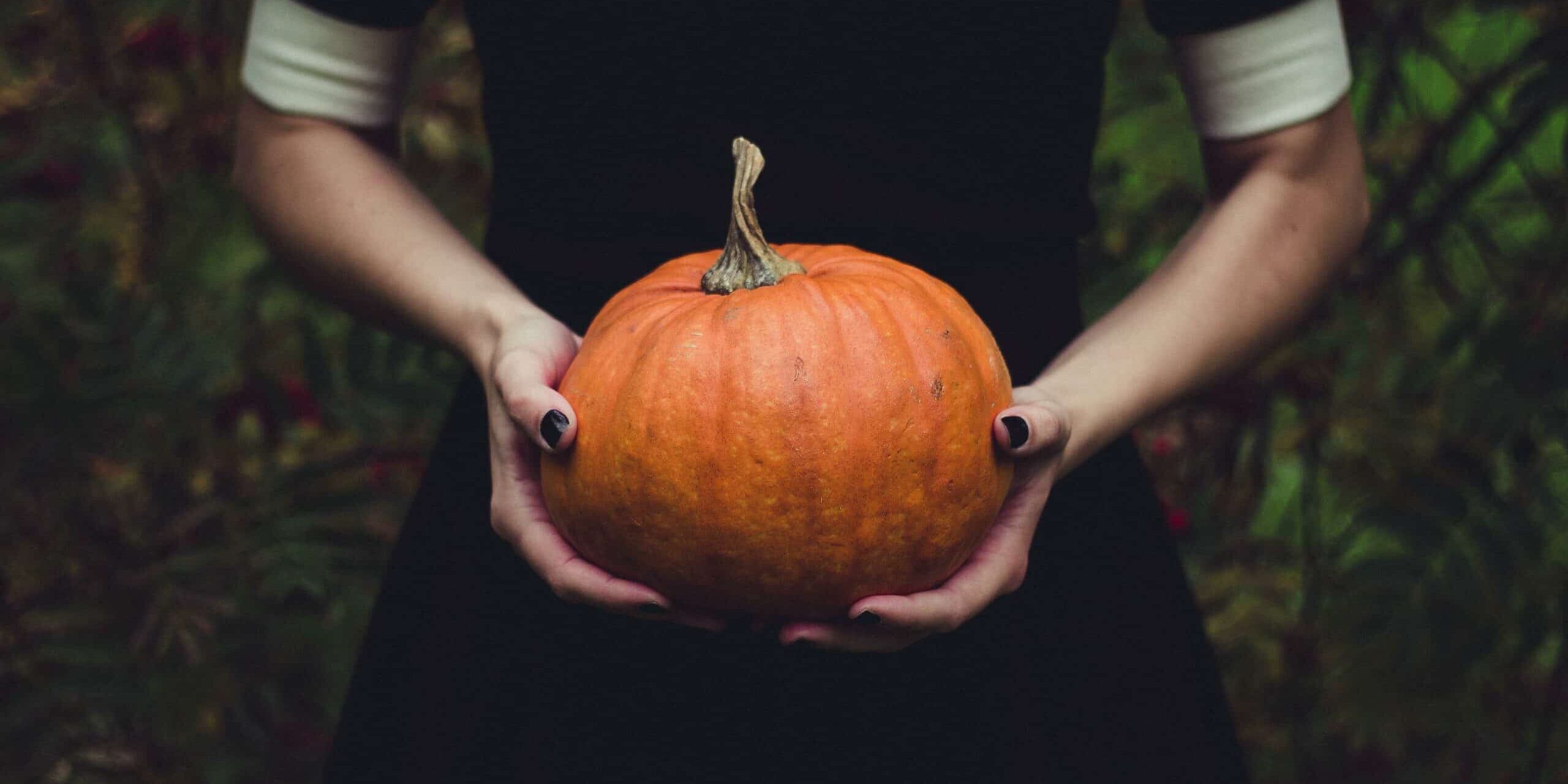 hallows-gala-roytal-free-image-full-res-by-pexels