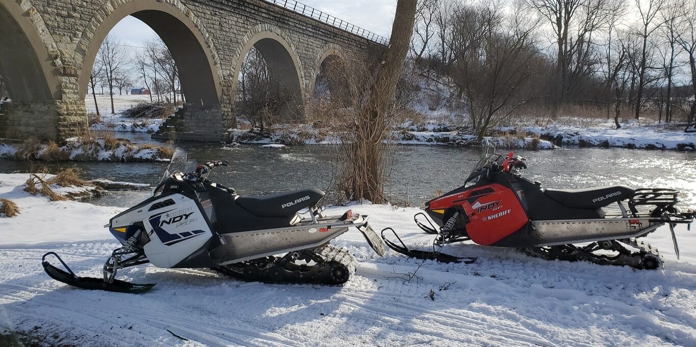 snowmobiles_2 (1)